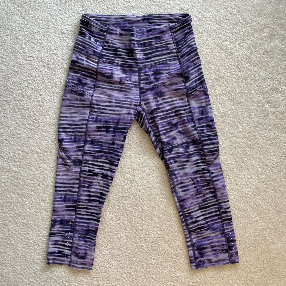 Purple Lululemon Capris Size 6